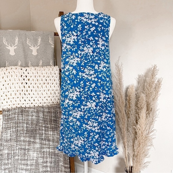 Draper James Sleeveless Ruffle Hem Blue & White dress, size S/M - Picture 6 of 16